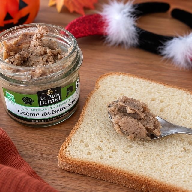 Apéritif d'Halloween avec une crème de betterave